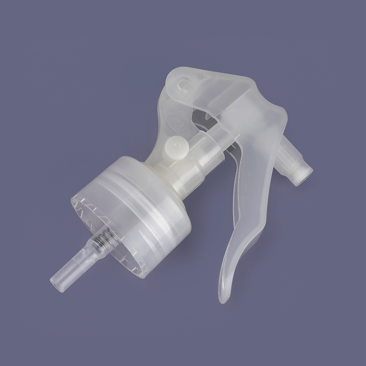 Custom 20/410 24/410 28/410 Short Trigger Mist Sprayer 150ml Pet Bottle Garden Plastic Pump Sprayer 