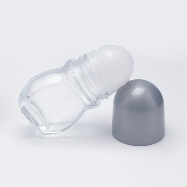 New And Original Custom Printing Good Quality Frosted Matter Multipurpose Essential Oil Antiperspirant Refillable Perfume 50ml Empty Transparency Glass Deodorant Roll on Bottle