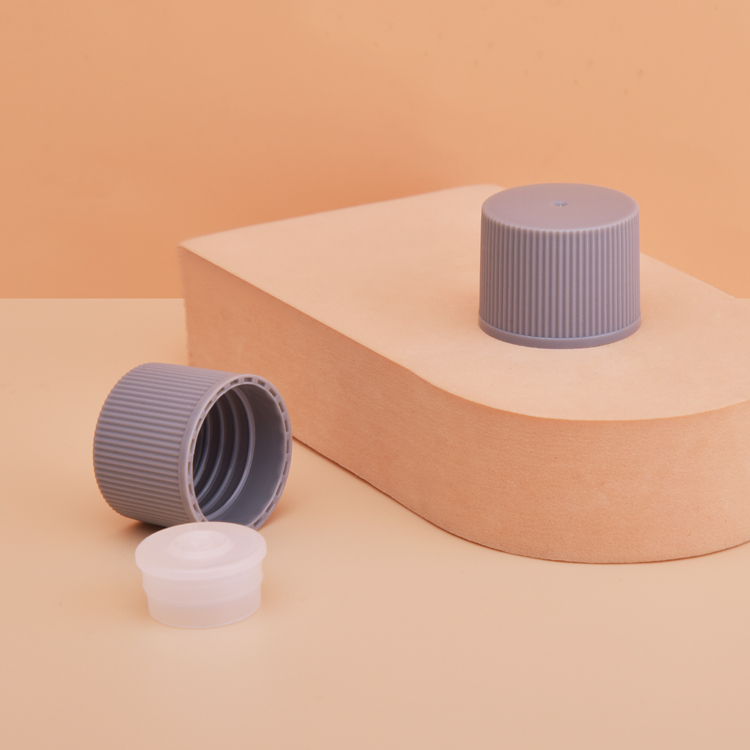 High Quality Customizable Color Logo 24mm Gray Ribbed Side Cosmetic Bottle Lid 24/410 PP Plastic Lotion Bottle Screw Cap