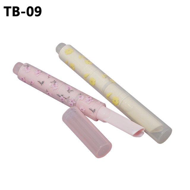 Private Label Lip Balm Container Packaging Heart Shape Press Pen Custom Lipstick Tubes