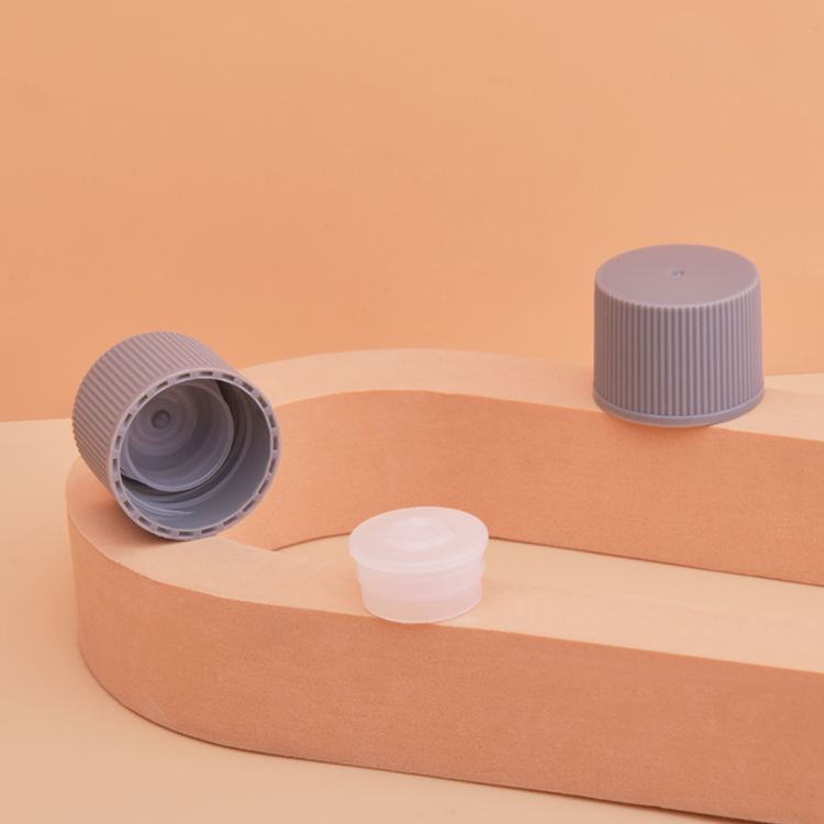 High Quality Customizable Color Logo 24mm Gray Ribbed Side Cosmetic Bottle Lid 24/410 PP Plastic Lotion Bottle Screw Cap