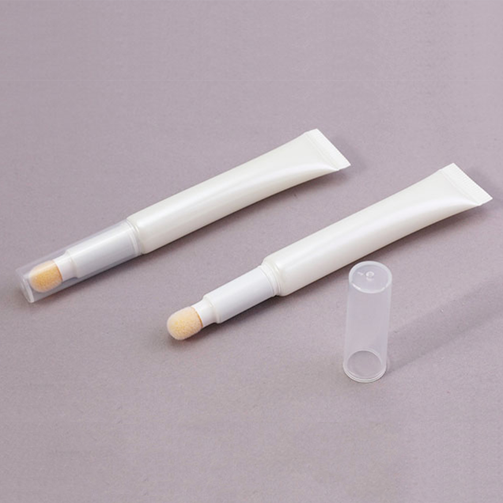 Wholesale 10ml 20ml Lipstick Containers Soft Squeeze PE Tubes with Brush Applicator for Lip Oil Gloss Packaging