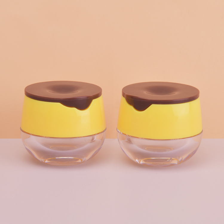 6g Unique Honey Shape Cute Design Small Lip Balm Lip Mask Scrub Container Jar With Applicator Cosmetic Plastic Jar