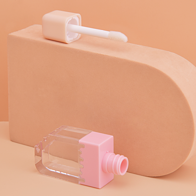 3.5ml Pink Cute Mini Lip Gloss Empty Bottle Wholesale Cosmetic Packaging Container Unique Ice Cream Empty Lip Gloss Tube