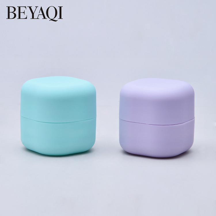 Unique Design 7g Replaceable Plastic Deodorant Balm For Body Continuous Fragrance Blush Stick Support Customization