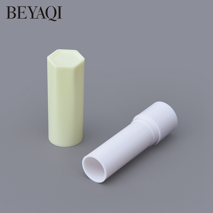 Cosmetic Packaging 4.5g 4.8g Makeup Lipbalm Tube White Empty Container Chapstick Lip Balm Tube