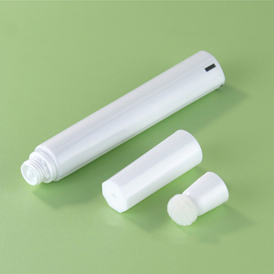 Cosmetics Plastic Squeeze Empty Packaging Silk Screen 30 Ml Foundation Bottle Squeeze Tube with Sponge