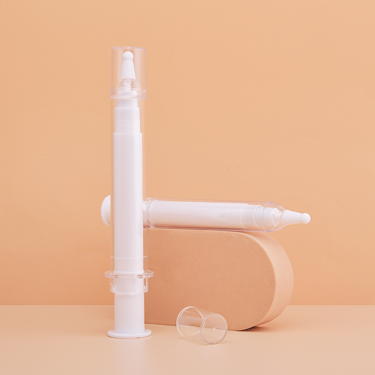 Cosmetic Dual Layer Round Applicator Container Syringe Shaped Unique Airless Injection 10ml 20ml Eye Cream Bottles