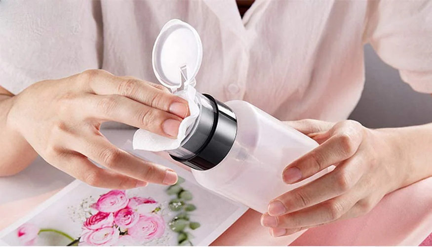 Why Nail Pumps Are Essential for Professional-Grade Nail Products