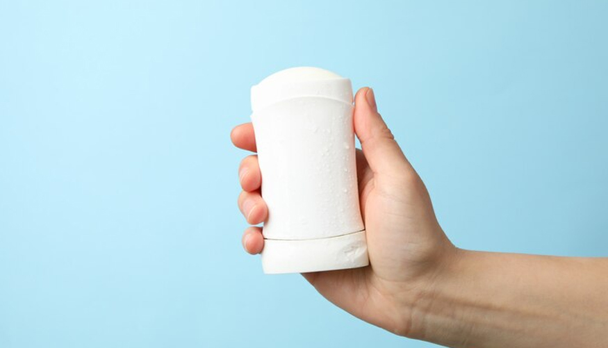 How Lightweight Deodorant Stick Bottles Reduce Shipping Costs