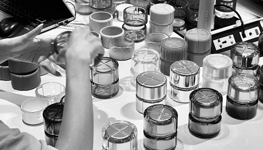 Cosmetic Packaging Compatibility Testing: Why It Matters More Than Design
